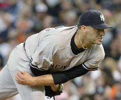 Pettitte finishes career with complete game