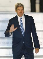 U.S. secretaries in Japan
