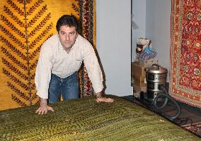 Iranian nomads' Gabbeh carpets all the rage in Japan