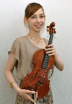 Japanese-Israel violinist Mei