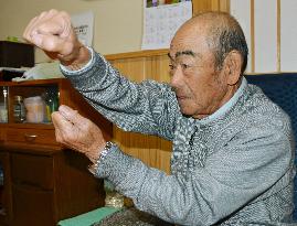 77-yr-old performs lion dance in tsunami-hit Tohoku