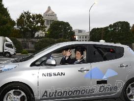 Abe on automated driving car