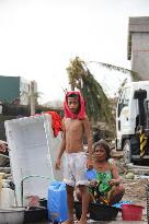 Typhoon hits Philippines