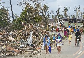 Typhoon hits Philippines