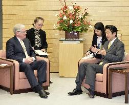 Australian trade minister in Japan