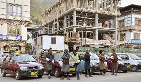 Nissan to deliver electric cars to Bhutan
