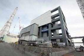 Removal of spent fuel continues at Fukushima plant