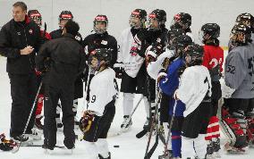 Japan women's ice hockey team ready for Sochi