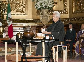Tea ceremony in Mexico