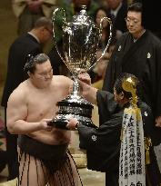 New Year sumo