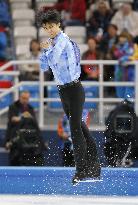 Hanyu jumps in men's short program in team event