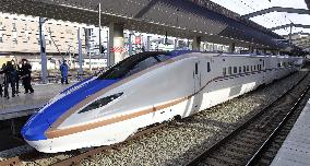 New E7 Series shinkansen makes test-run