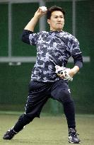 Tanaka to leave for New York on Feb. 9 for playing in MLB