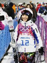 Uemura smiles with 4th place in women's moguls at Sochi