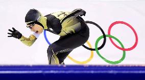 Japan skater Fujimura in women's 3,000m at Sochi