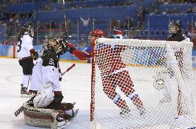 Russia scores 1st goal in women's ice hockey prelim