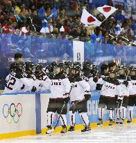 Japan scores 1st goal in women's ice hockey prelim in Sochi