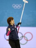 Japan beats Russia for 2nd win in women's curling round robin