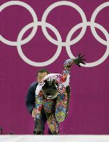 Japan's Komuro in women's skeleton in Sochi