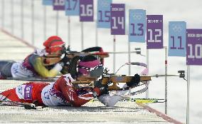 Japan's Suzuki in women's biathlon 15km