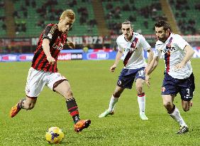 Japan midfielder Honda plays in AC Milan's win over Bologna