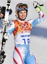Austria's Fenninger wins women's alpine skiing Super G
