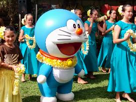 Doraemon appears in Hawaii for exhibit
