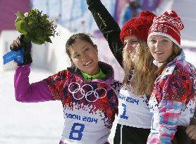 Takeuchi wins silver in women's snowboard parallel giant slalom