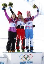 Takeuchi wins silver in women's snowboard parallel giant slalom