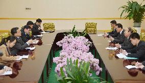 China's senior diplomat tells N. Korea "war or chaos" not allowed