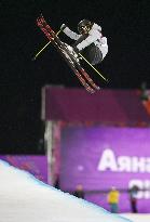 Japan's Onozuka wins bronze in women's ski halfpipe