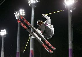 Japan's Onozuka wins bronze in women's ski halfpipe