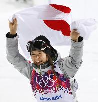 Japan's Onozuka wins bronze in women's ski halfpipe