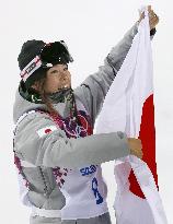 Bronze medalist Onozuka sheds tears of joy at Sochi