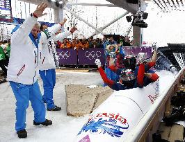 Russia wins gold in men's 4-man bobsleigh