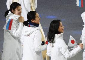 Japanese skaters at Sochi Games closing ceremony