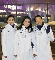 Japanese figure skaters join Sochi Games Closing Ceremony