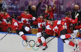 Canada wins gold medal in men's ice hockey