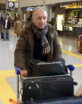Japan soccer manager Zaccheroni returns from Europe