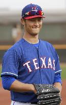 Darvish in spring training camp