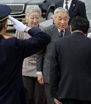 Emperor, empress visit typhoon-hit Izu Oshima Island