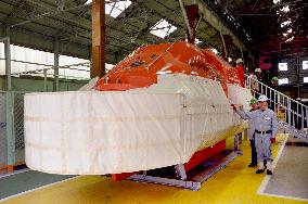 Japan's IHI develops tsunami lifeboat