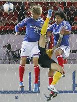 Yokohama F. Marinos defenders keep China's attack in check