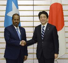 Japanese PM, Somali president