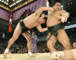 Day 7 of Spring Grand Sumo Tournament