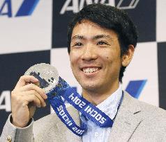 Olympic medalist Watabe meets press after World Cup tour