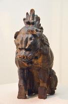 Wooden lion of Heian period to be displayed at Toji