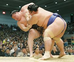 Spring sumo tourney