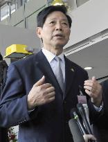 Spring Airlines chairman meets press at Kansai airport