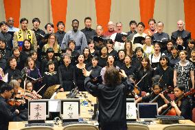 Hiroshima singers put on concert at U.N.
